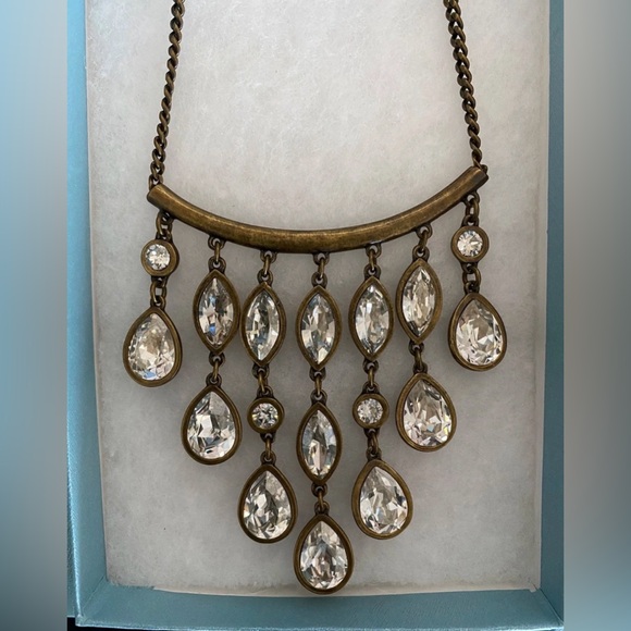 Touchstone Crystal by Swarovski Silvershade Bib Necklace & Earrings SET